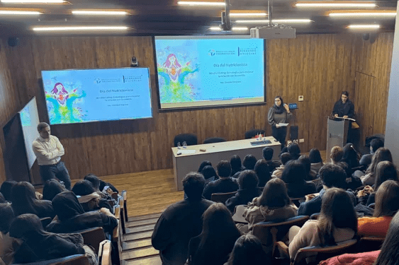 foto de Escuela de Nutrición y Dietética de la UBO celebra el Día del Nutricionista con destacada participación de la Escuela Chilena de Psiconutrición.